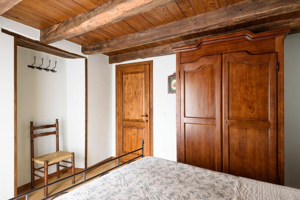 Il Borgo Dei Corsi - Charming Holiday Apartments Ortignano Raggiolo Bagian luar foto